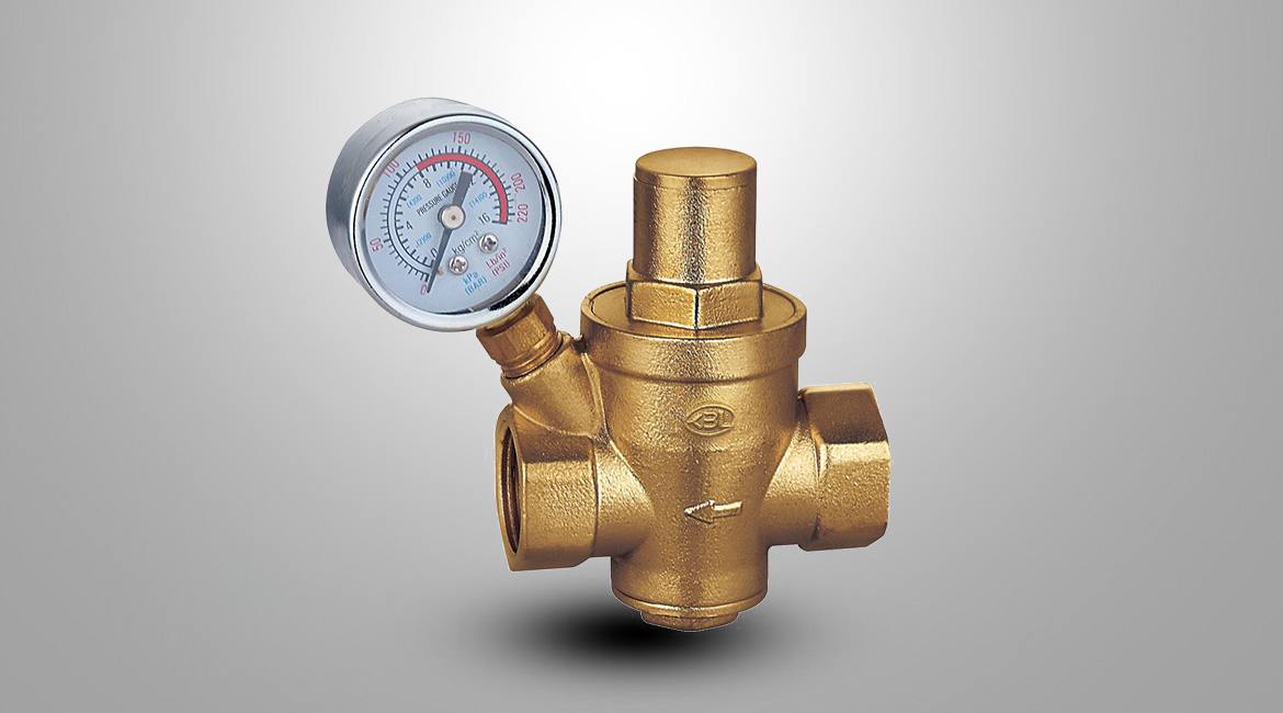 黄铜带表消声减压阀